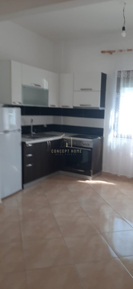 Jepet me qera Apartament 1+1  tek 5 Maji