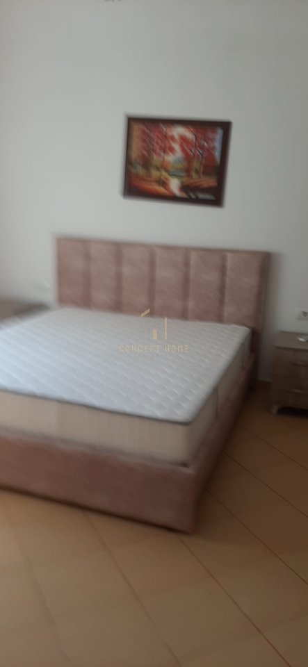Jepet me qera Apartament 1+1  tek 5 Maji