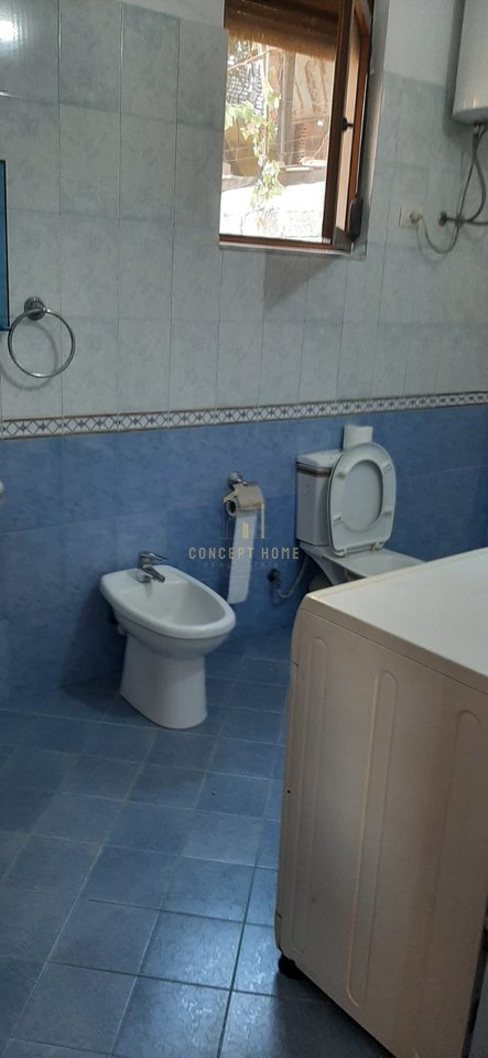 Jepet me qera Apartament 1+1  tek 5 Maji
