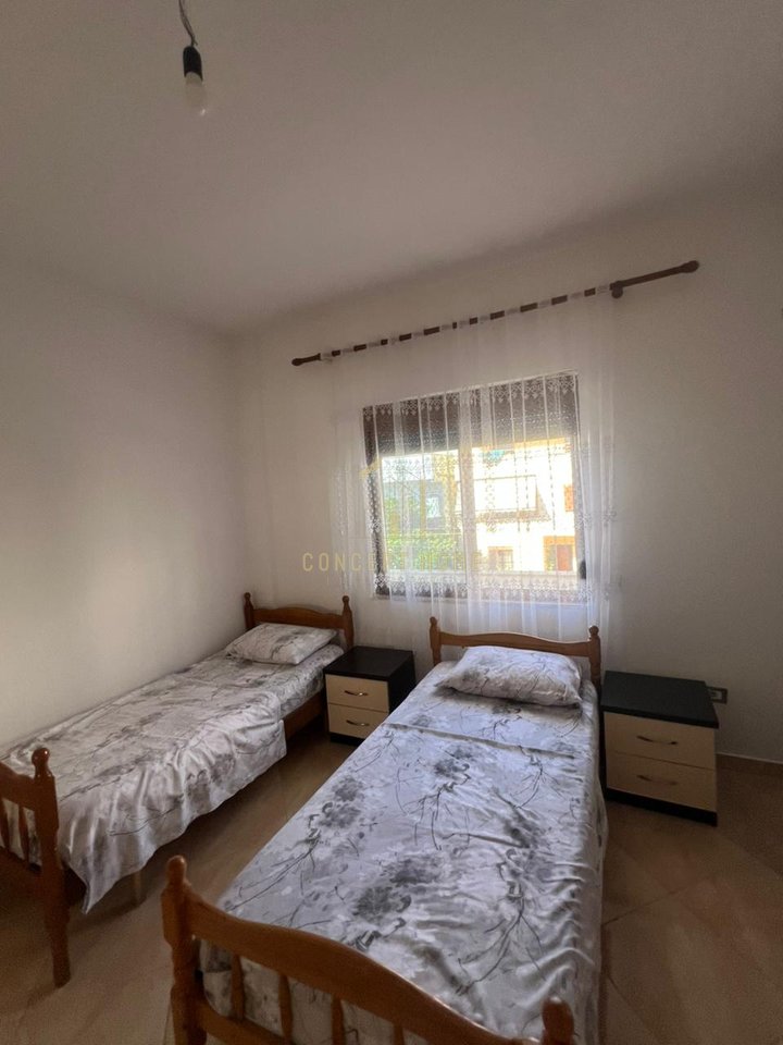 Jepet me qera Apartament 1+1  tek 5 Maji