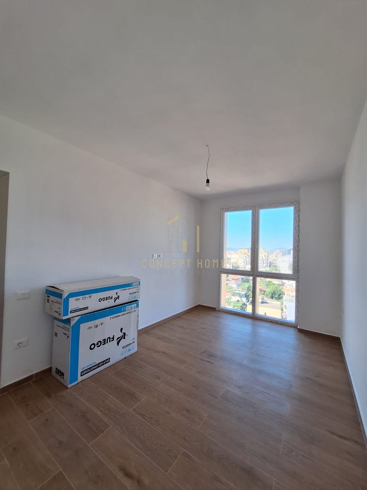 Jepet me qera Apartament 1+1 Bulevard i Ri