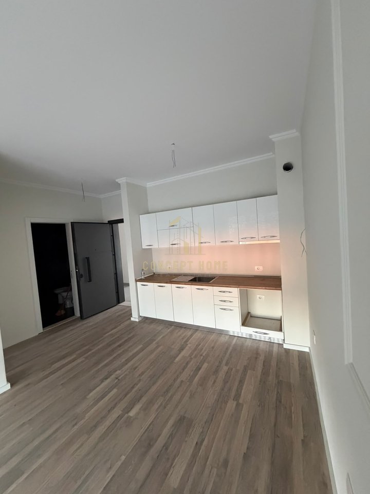 Apartment 1+1 for rent in Kamez