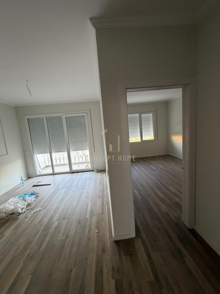 Apartment 1+1 for rent in Kamez