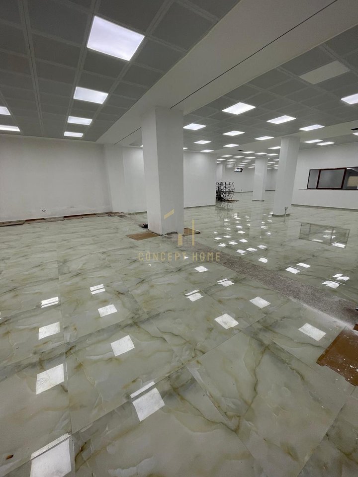 Industrial space for rent in Fresk