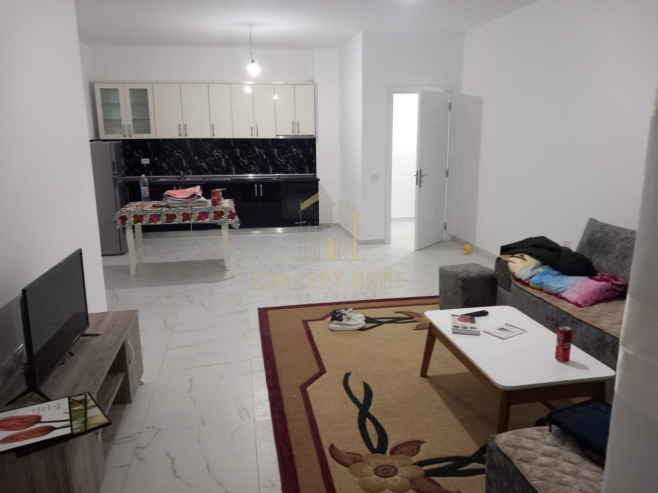 Shitet Apartament 2+1+2 ne Kamez