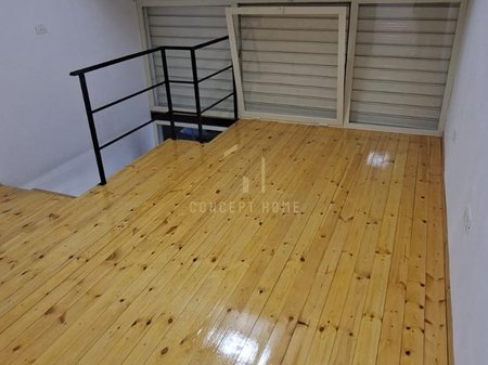 Duplex business premises for rent at the former Aviation Field.