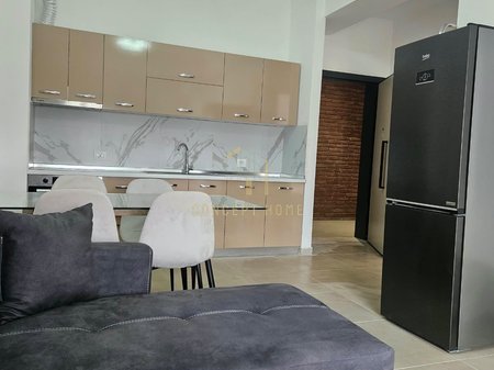 Jepet me qera apartament 1+1 ne Yzberisht