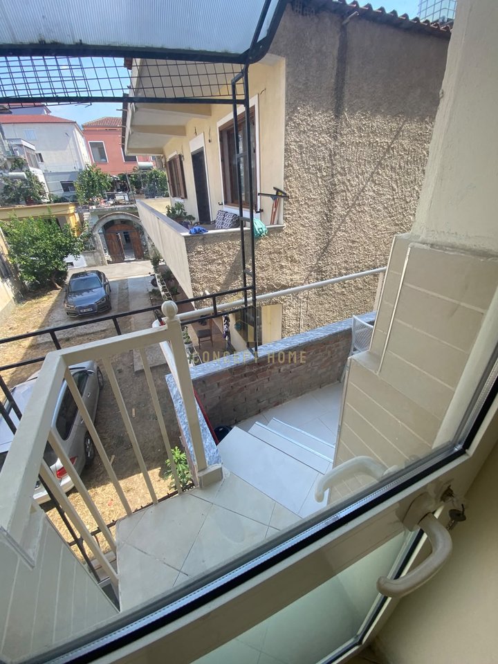 Appartamento 1+1 in Affitto in Via 5 Maji, Tirana - 450€ | 55 m²