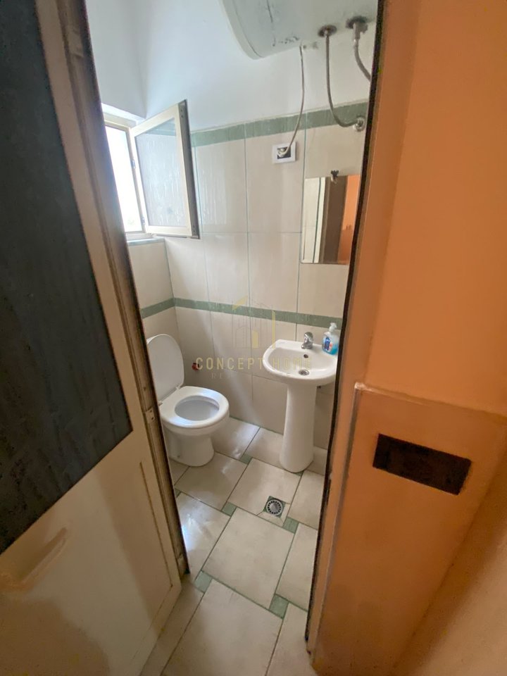 Appartamento 1+1 In Affitto in Via 5 Maji, Tirana - 460€ | 55 m²