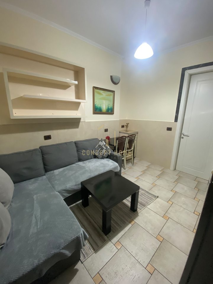 Appartamento 1+1 In Affitto in Via 5 Maji, Tirana - 460€ | 55 m²