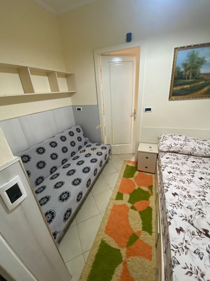 Appartamento 1+1 In Affitto in Via 5 Maji, Tirana - 360€ | 55 m²