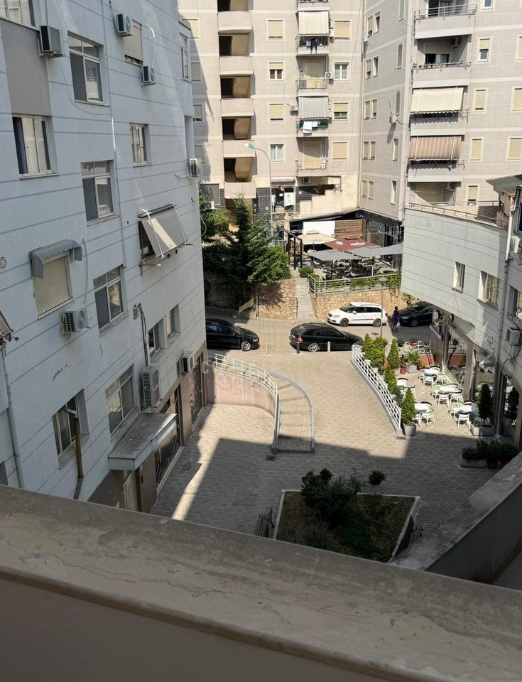 Apartment 2+1 for rent in Fresk