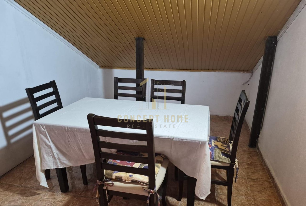Casa privata in affitto/papafingo 2+1 a Rrethi i shkozes