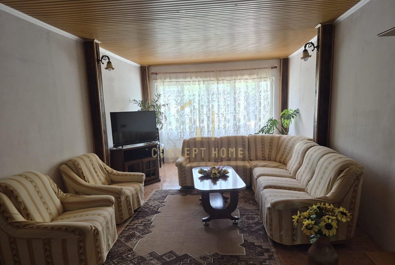 Casa privata in affitto/papafingo 2+1 a Rrethi i shkozes