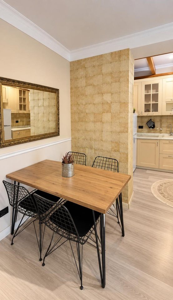 2 Apartments for rent in the Center