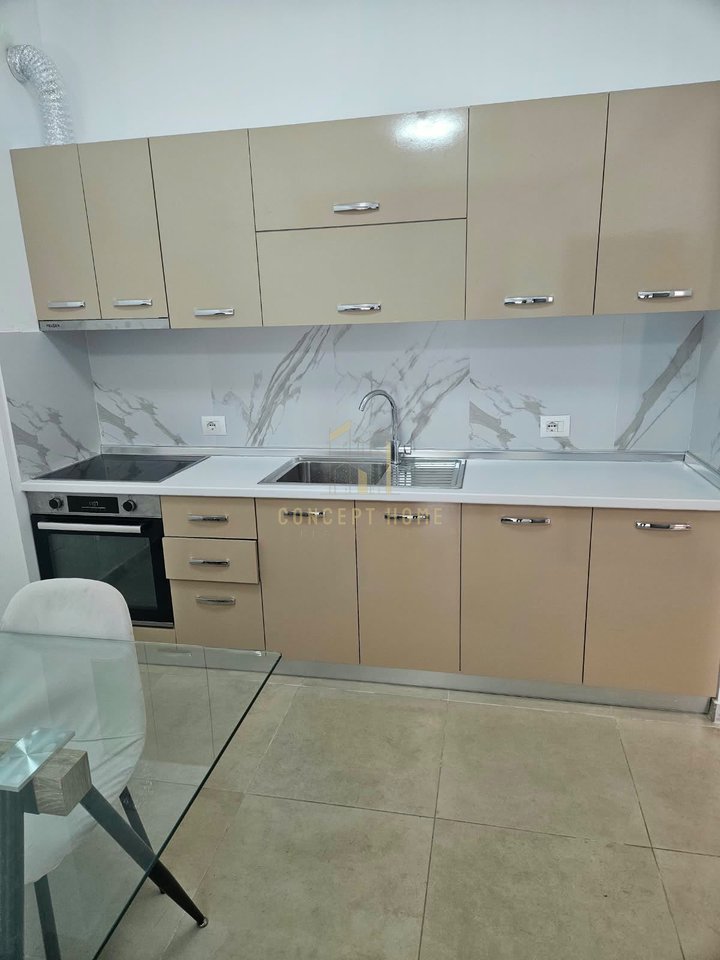 Jepet me qera apartament 1+1 ne Yzberisht