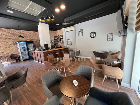 Lokal në shitje tek 21 Dhjetori, Ish Parku, Tiranë - 180.000€ | 54+ m²
