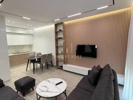 Apartament 1+1 Me Qira në Bulevardin Zogu i Parë, Tiranë - 800€ | 1+1
