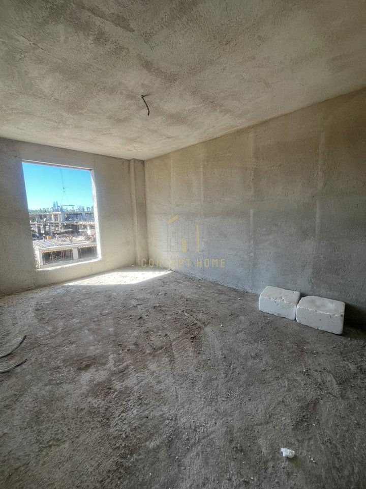Shitet Apartament 2+1 ne Kamez