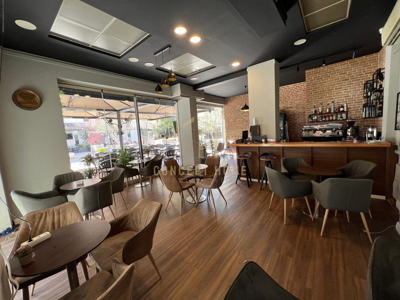 Lokal në shitje tek 21 Dhjetori, Ish Parku, Tiranë - 180.000€ | 54+ m²