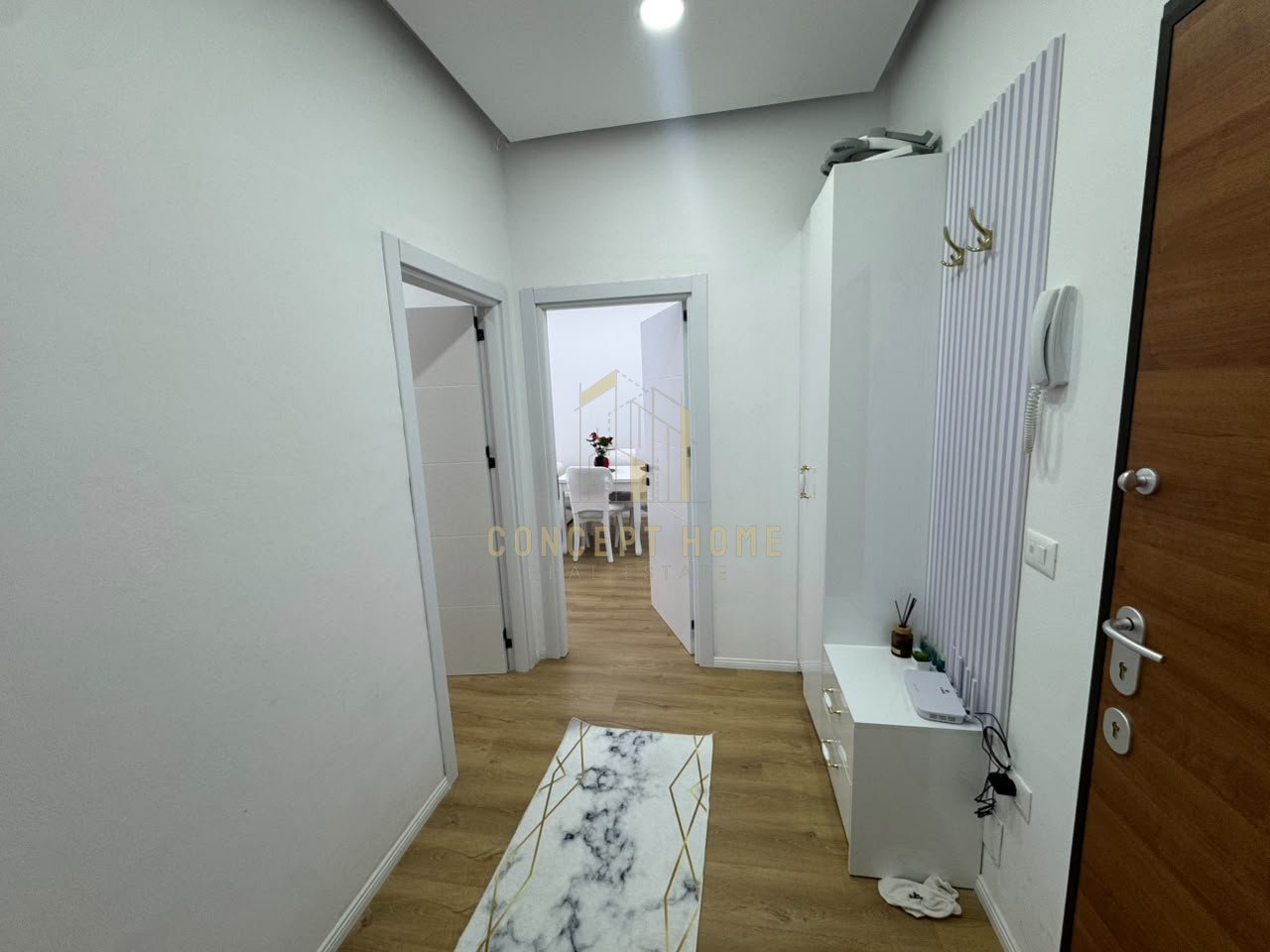 Jepet me qera apartament 1+1 ne Laprake