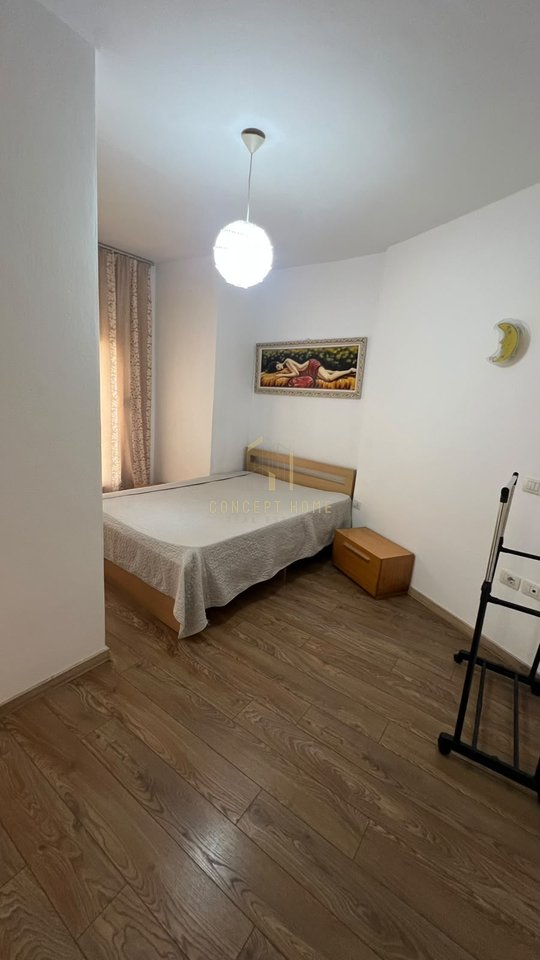 Affittasi appartamento 1+1 nel Comune di Parigi