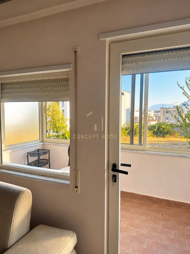 Jepet me qera apartament 1+1 ne Ali Dem