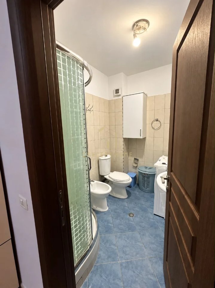 Jepet me qera apartament 1+1 ne Ali Dem