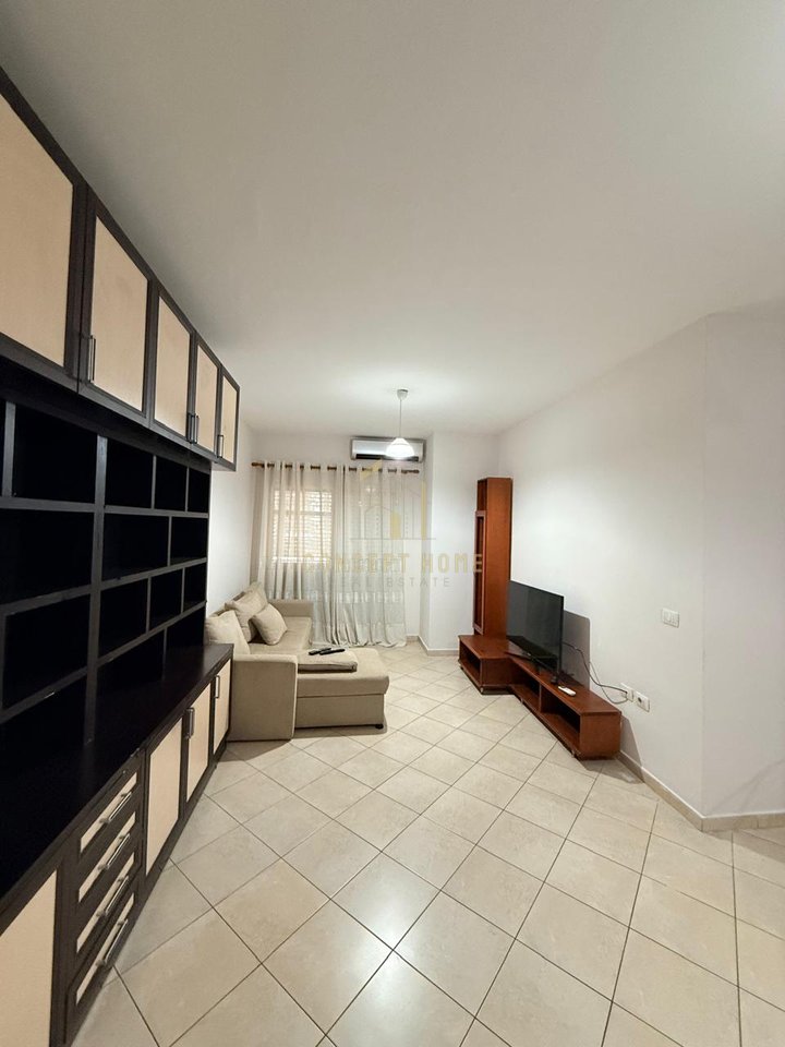 Affittasi appartamento 2+1 a Yzberisht