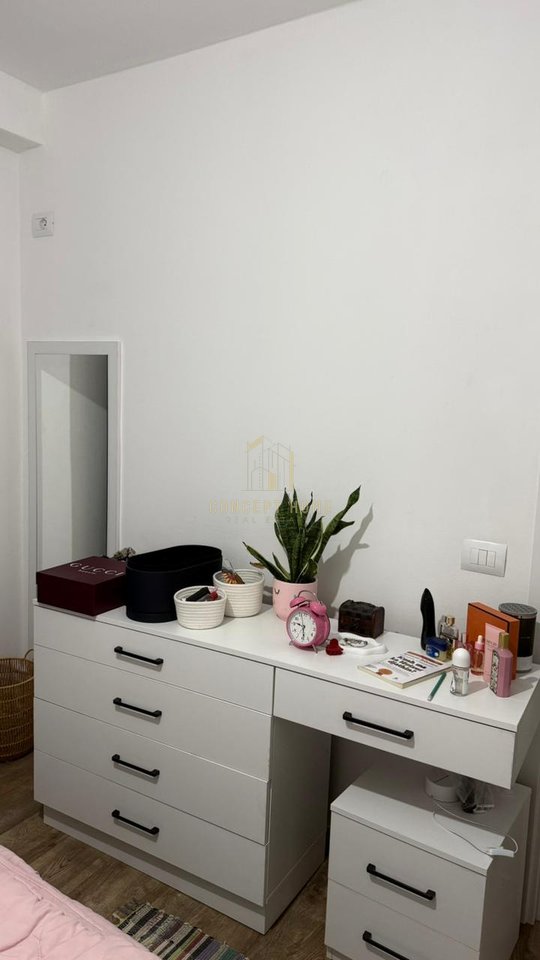 Jepet me qera apartament 1+1 ne Selite