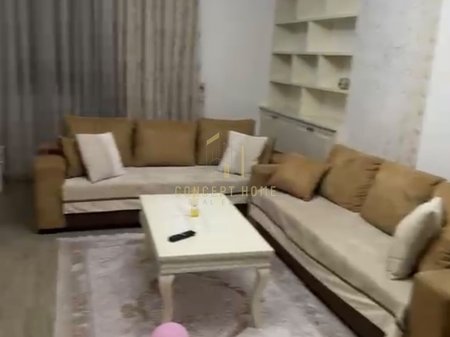 Jepet me qera Apartament 2+1 ne Astir