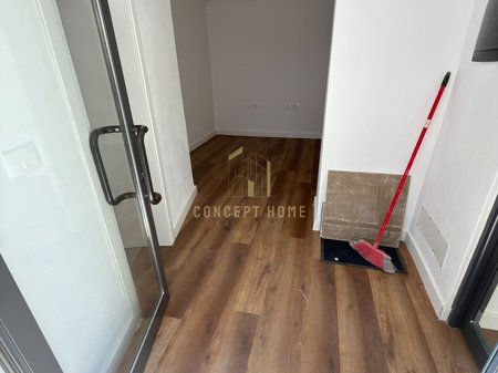Locale in affitto nel Centro di Tirana