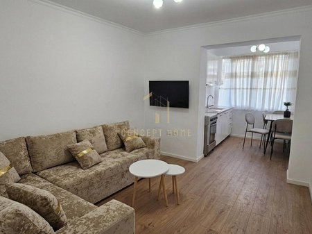 Jepet me qera apartament 1+1 tek Zogu i Zi