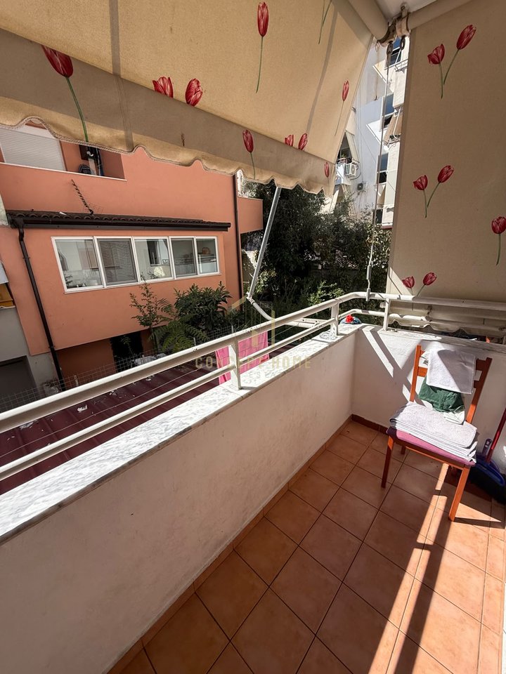 Apartment 1+1 for sale at Kodra e Diellit