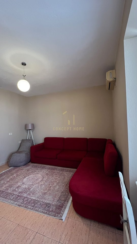 Apartment 1+1 for rent in the center.