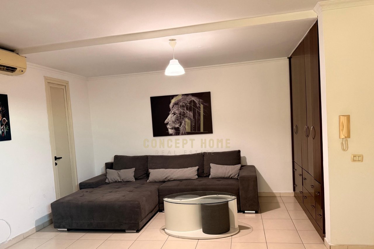 1+1 apartment for rent in the Center.