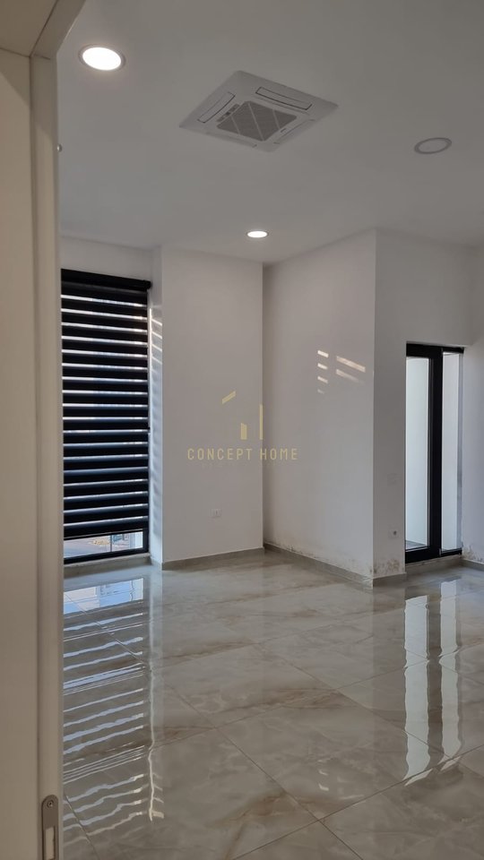 Business Premises For Rent on Rruga e Dibrës, Tirana - 2550€ | 227 m²