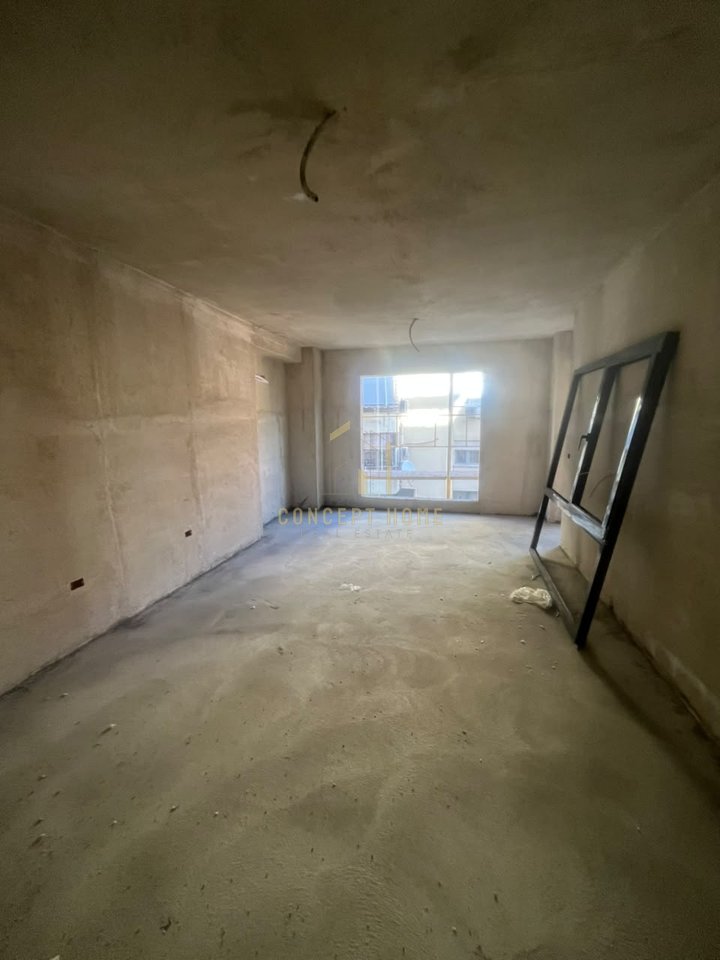 Apartment 2+1+2 for Sale in Brryl