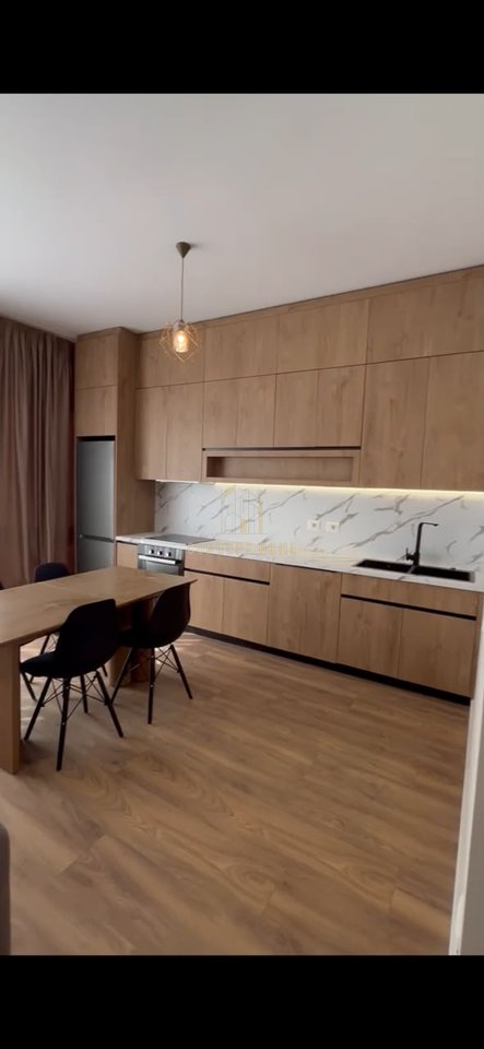 Jepet me qera apartament 1+1 tek Siri Kodra