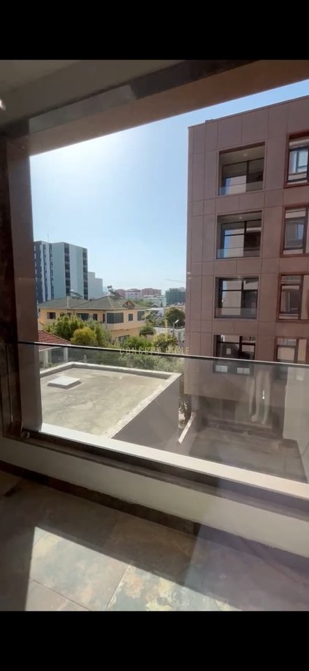 Jepet me qera apartament 2+1 tek Siri Kodra