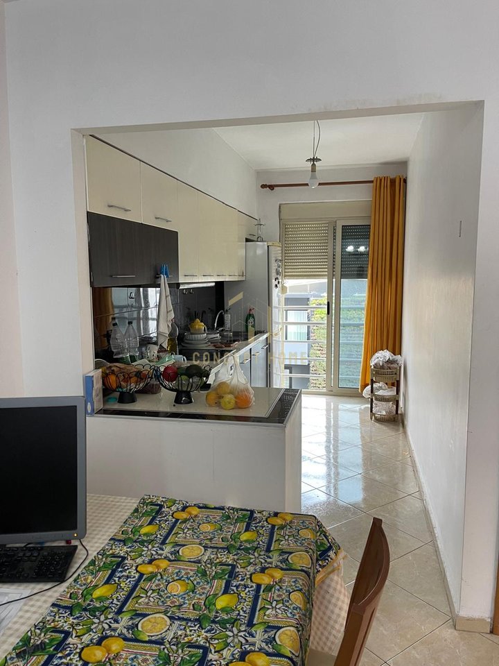 For rent 2+1 apartment at the Paris Commune