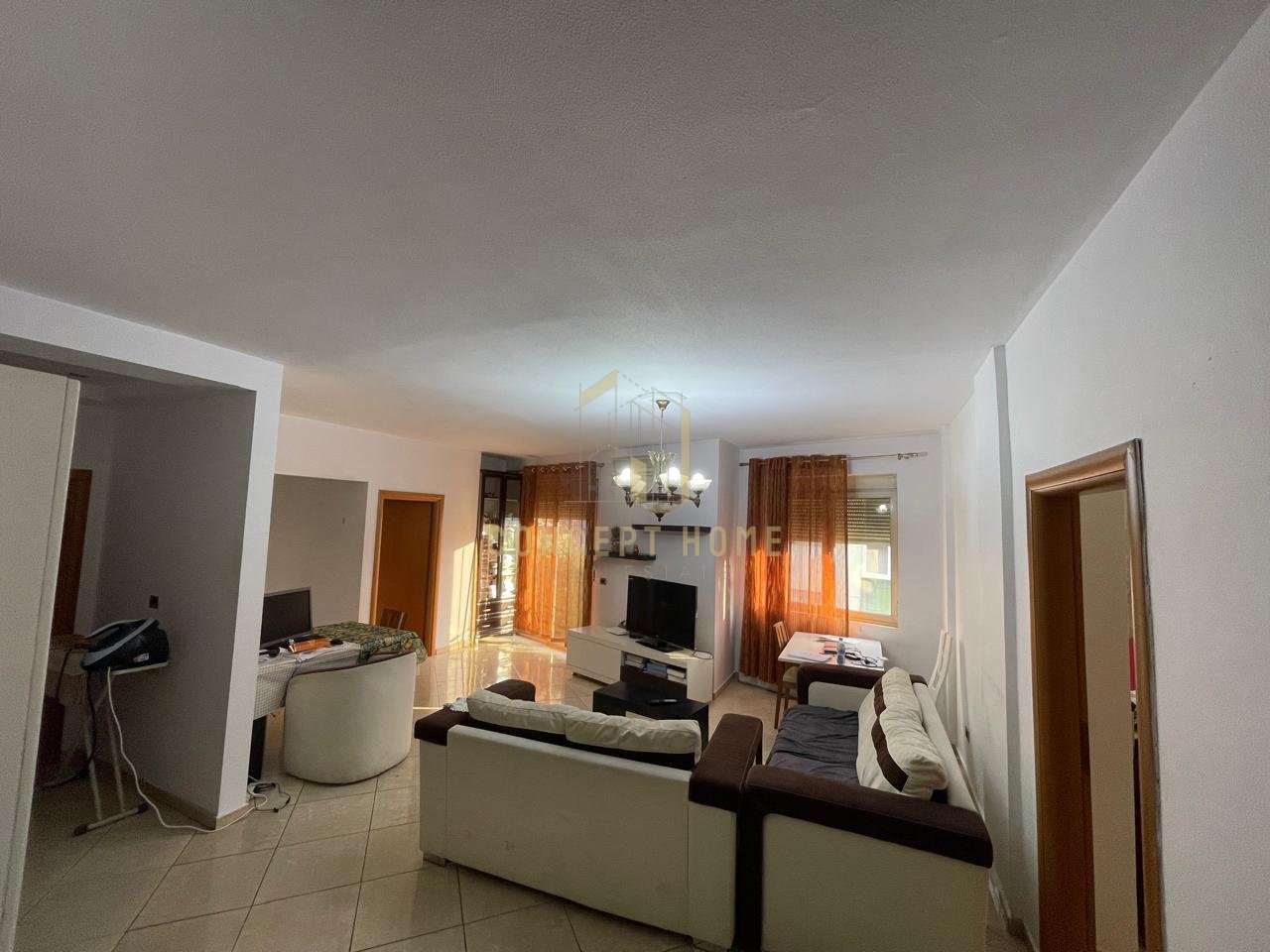 For rent 2+1 apartment at the Paris Commune
