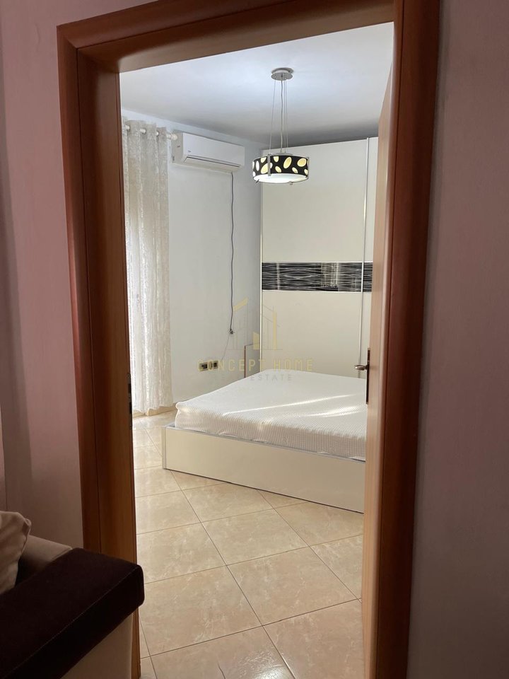 For rent 2+1 apartment at the Paris Commune