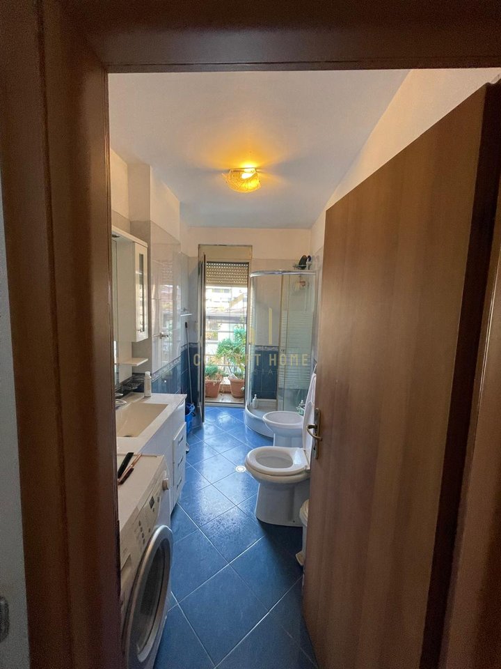For rent 2+1 apartment at the Paris Commune