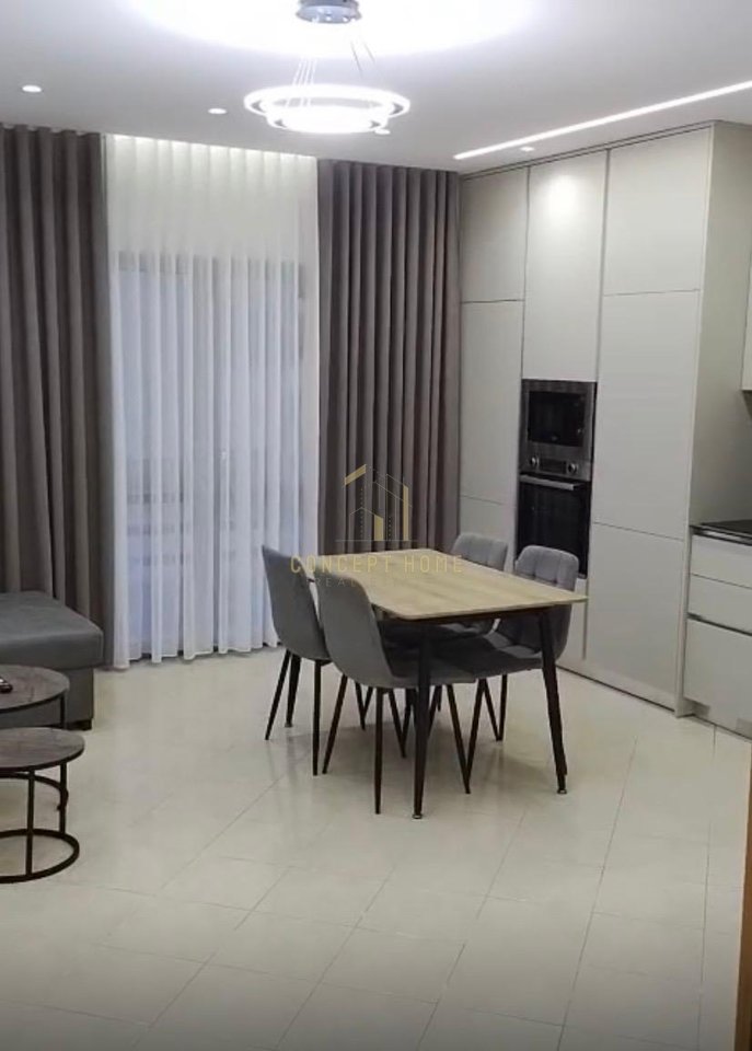 Affittasi appartamento 2+1+2 ad Astir