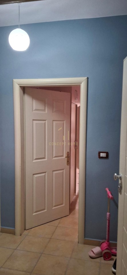 Jepet me qera Apartament 2+1 ne Astir