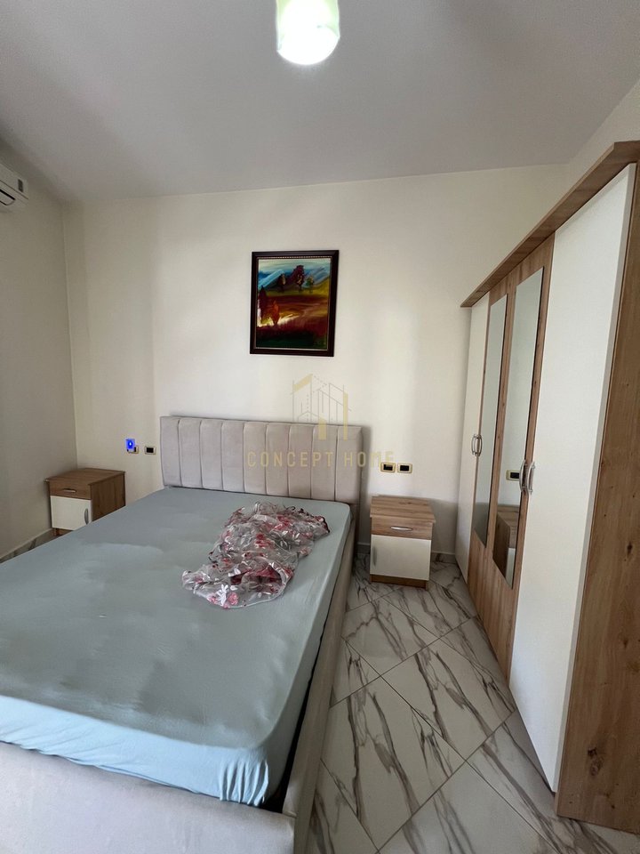 Shitet  apartament 2+1+ Parkim ne Astir.