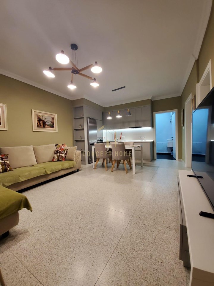 2+1 apartment for rent on Dibres Street