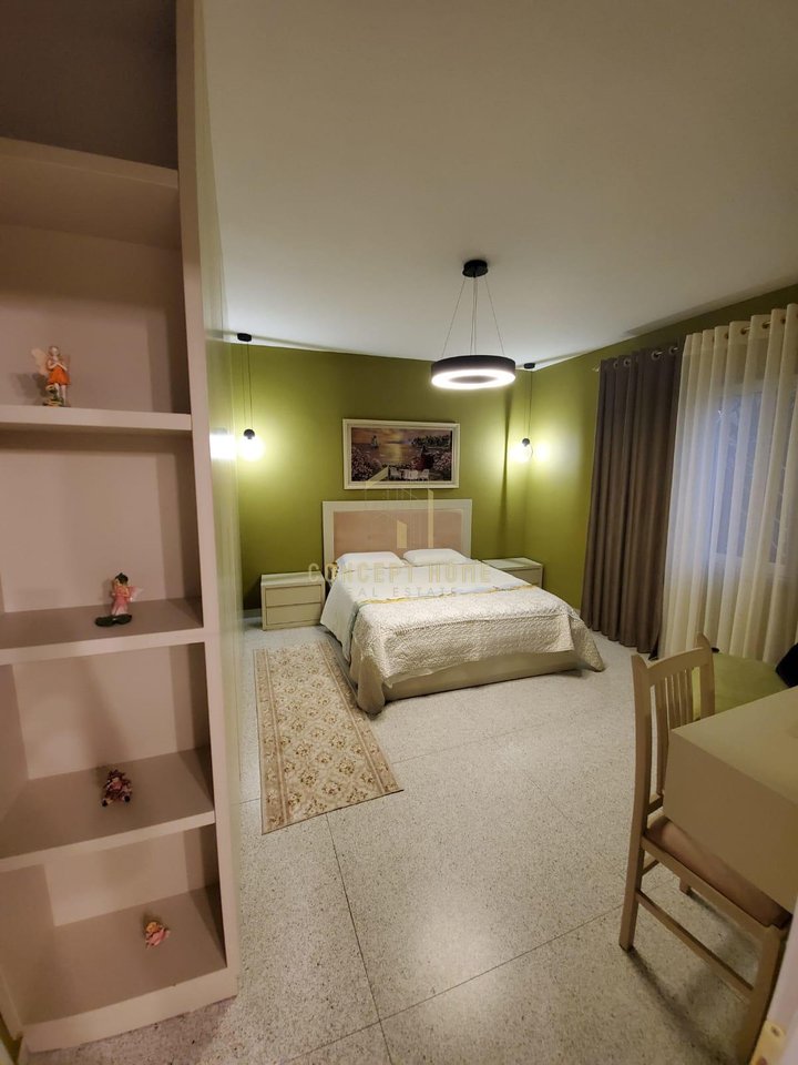 2+1 apartment for rent on Dibres Street