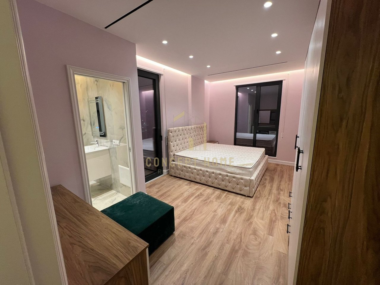 Jepet me qera apartament 3+1+2+2 ne Porcelan